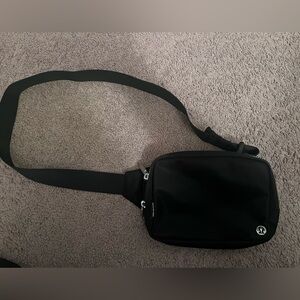 Black Everywhere Belt Bag Large 2L